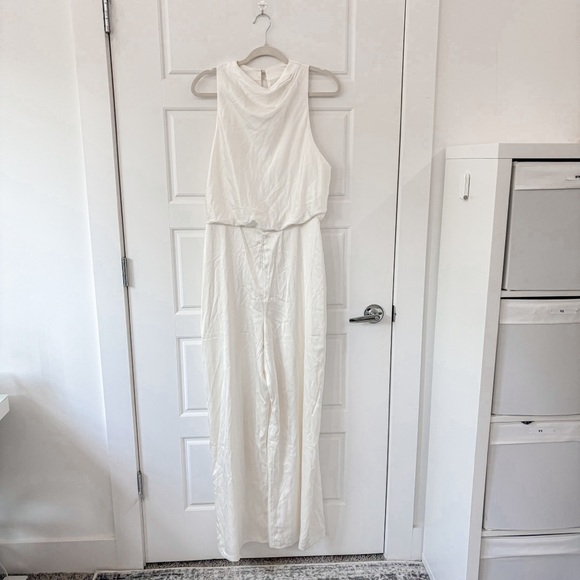 NEW Abercrombie & Fitch High-Neck Draped Jumpsuit - Picture 5 of 10
